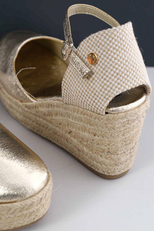 Aranza Sandals Gold - Image 2