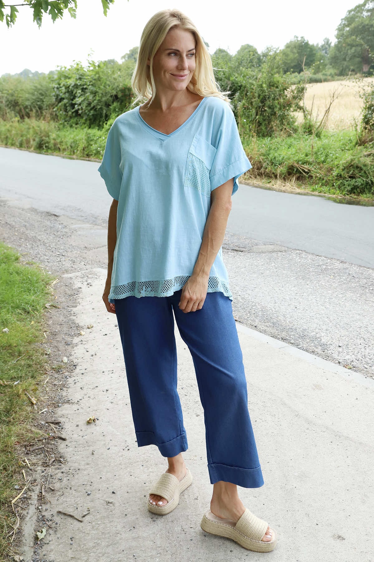 Vera Pocket Linen Top Light Blue