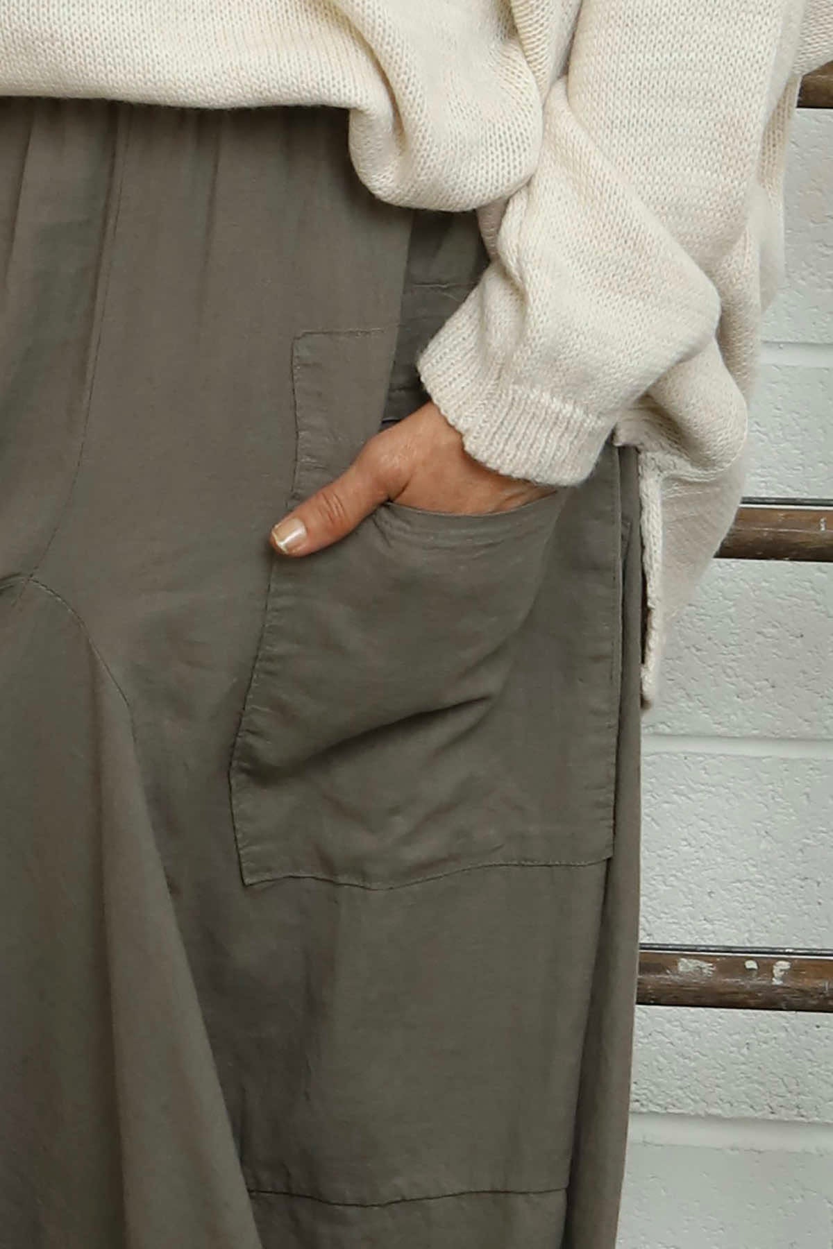 Orla Parachute Linen Skirt Mocha