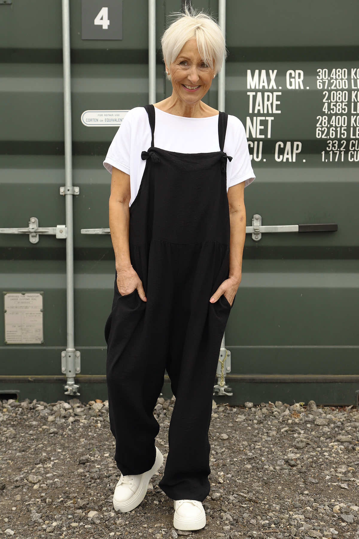Cresswell Dungarees Black