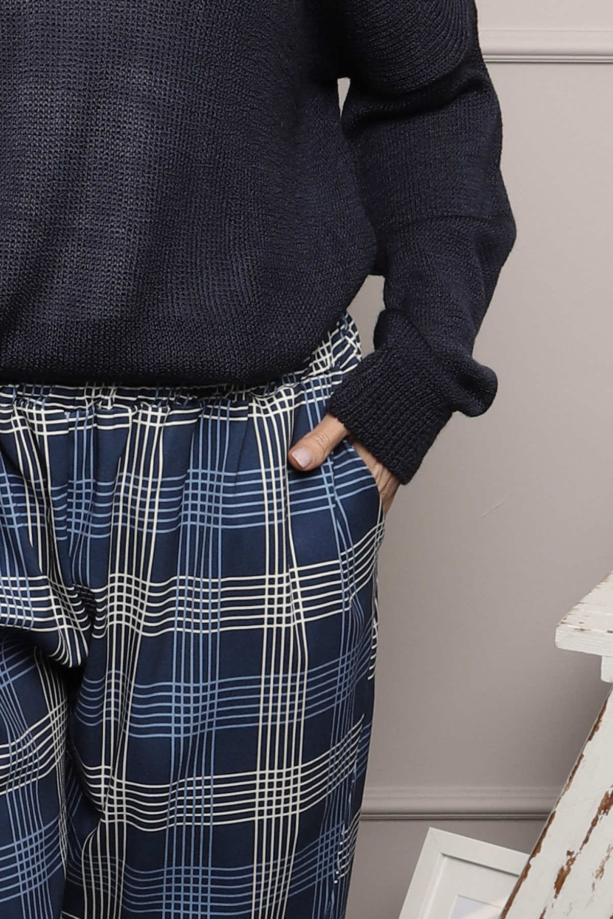 Kirri Check Trousers Navy