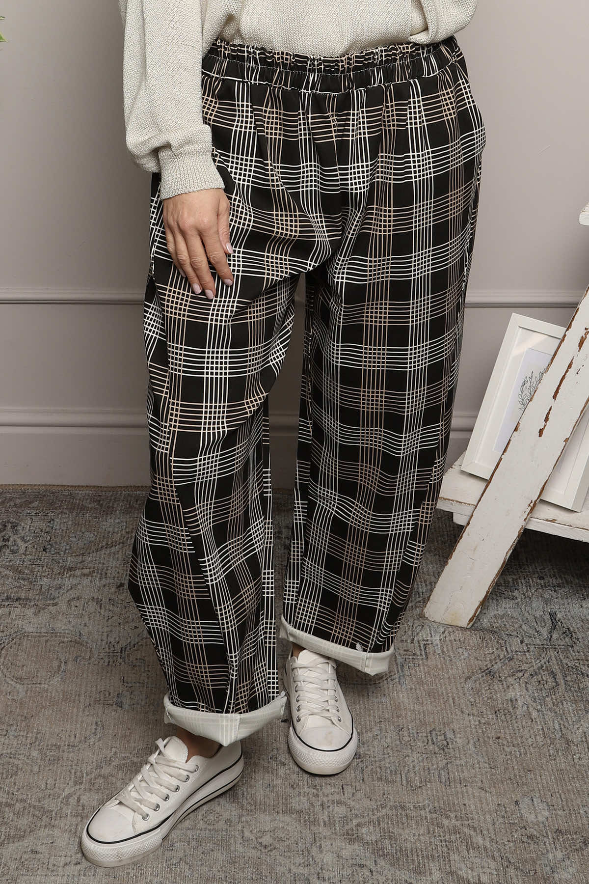 Kirri Check Trousers Black