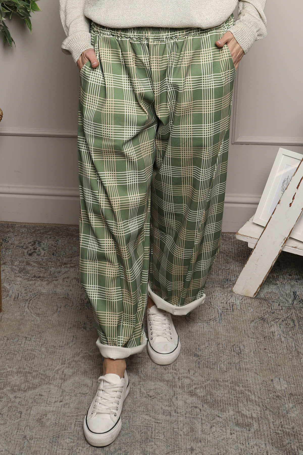 Kirri Check Trousers Green