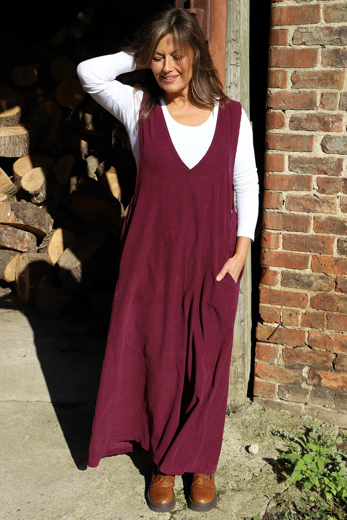 Cara Needlecord Dress Burgundy