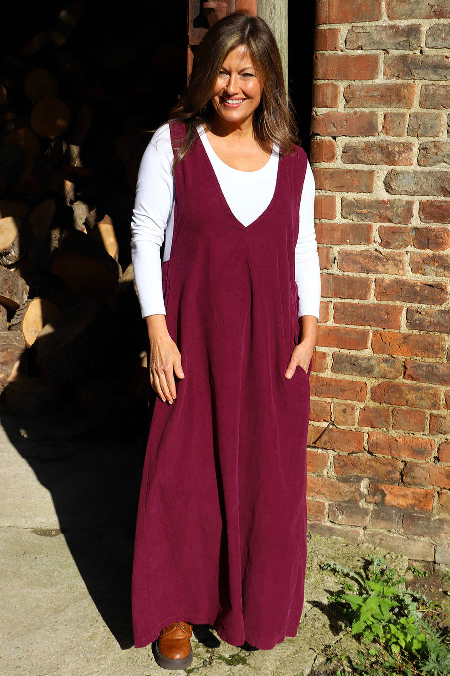 Cara Needlecord Dress Burgundy