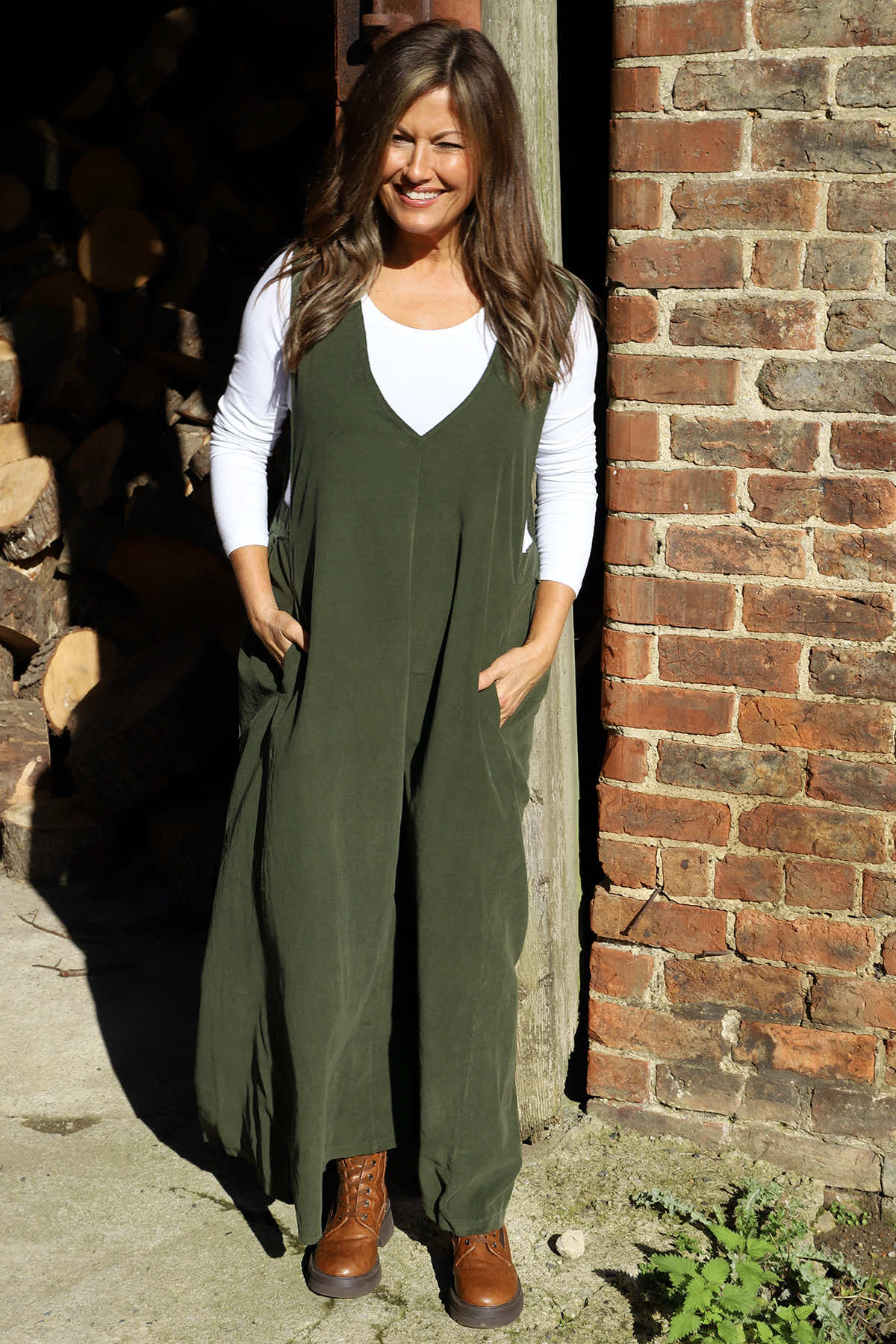 Cara Needlecord Dress Khaki