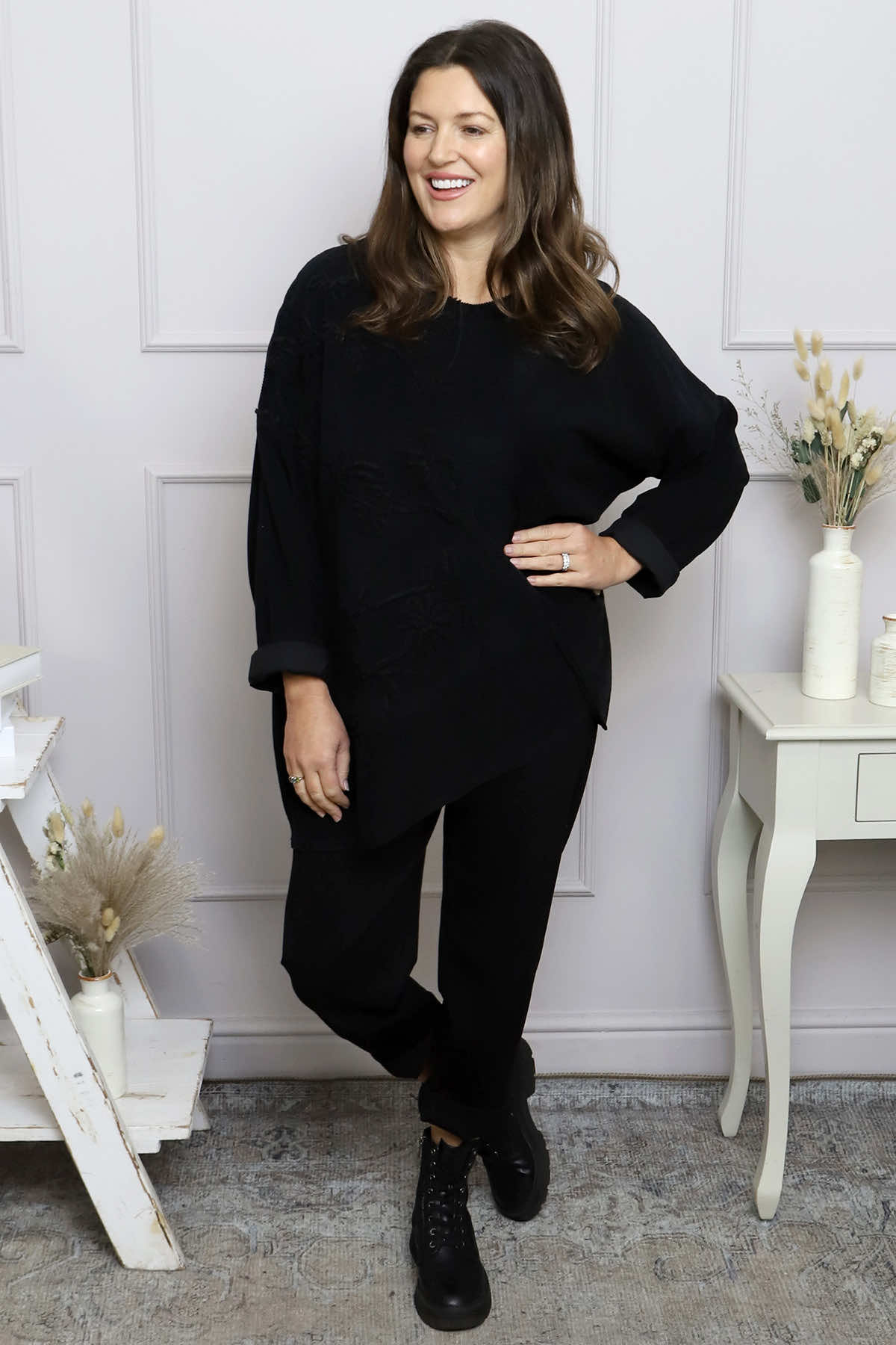 Jessa Needlecord Top Black