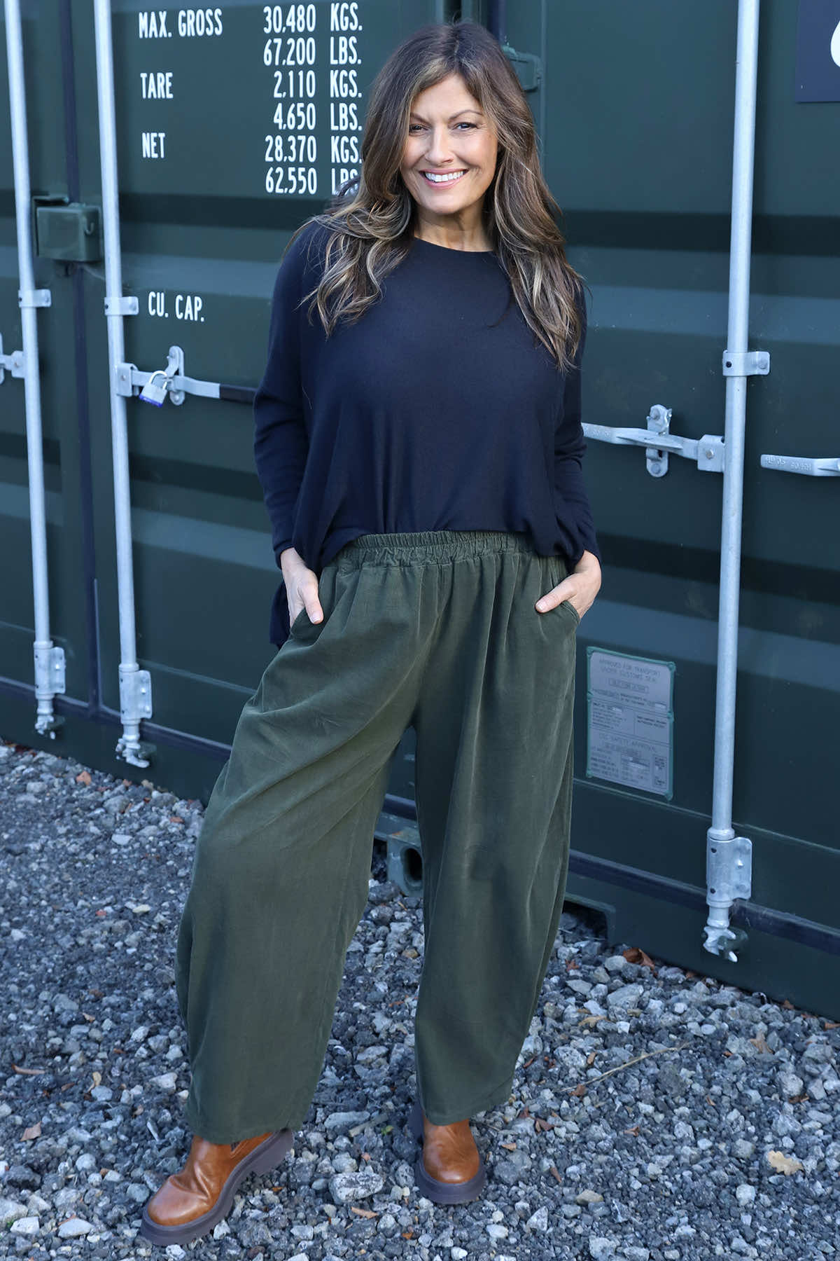 Maddie Needlecord Trousers Khaki