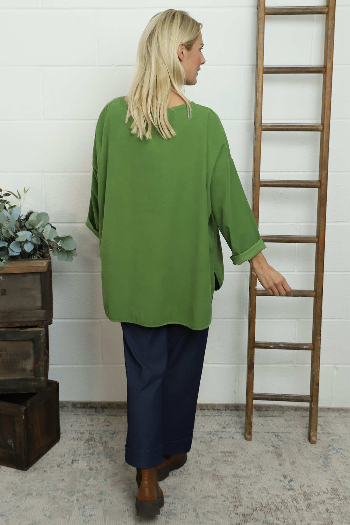 Selene Needlecord Pocket Top Green