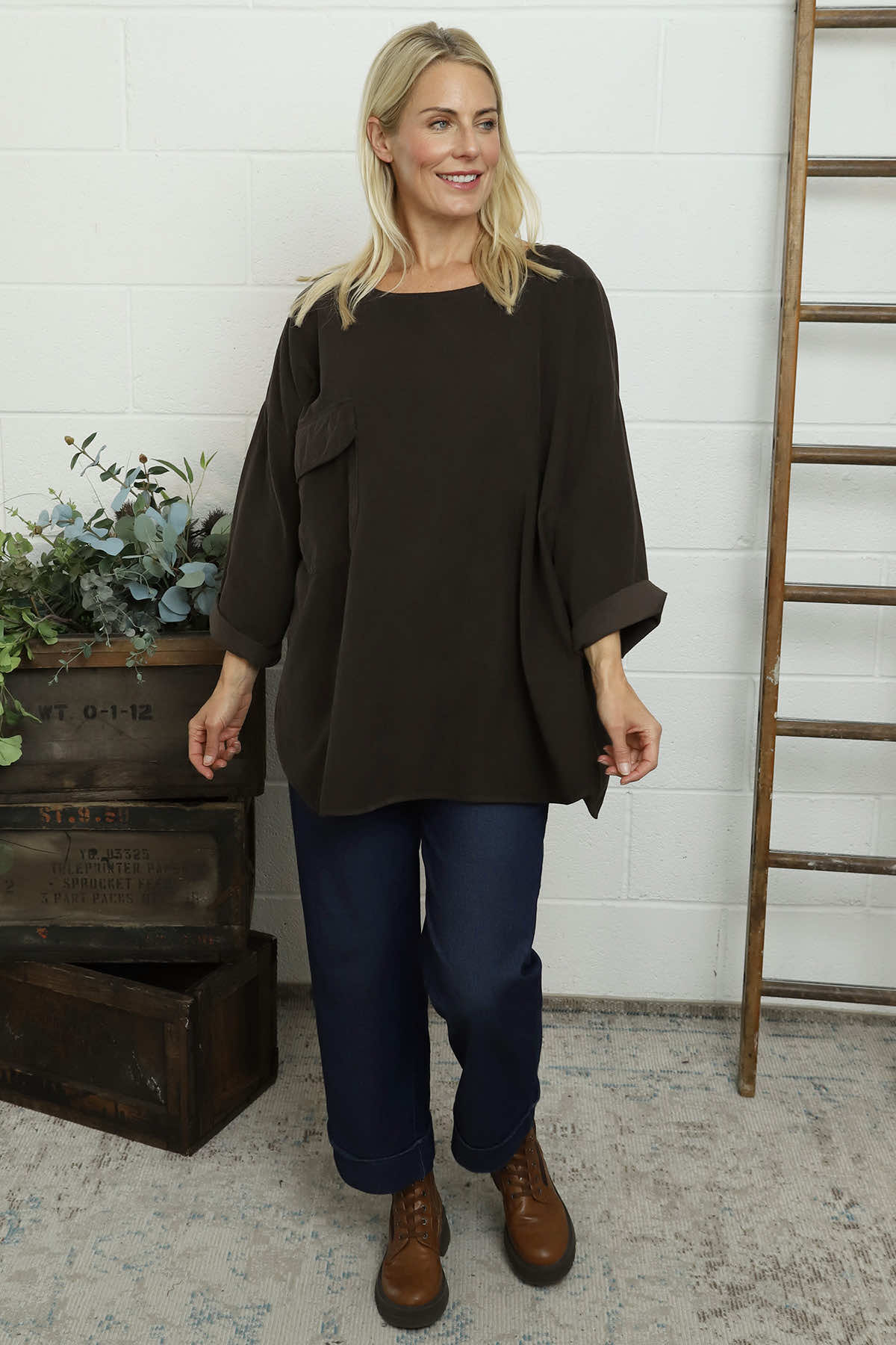 Selene Needlecord Pocket Top Cocoa