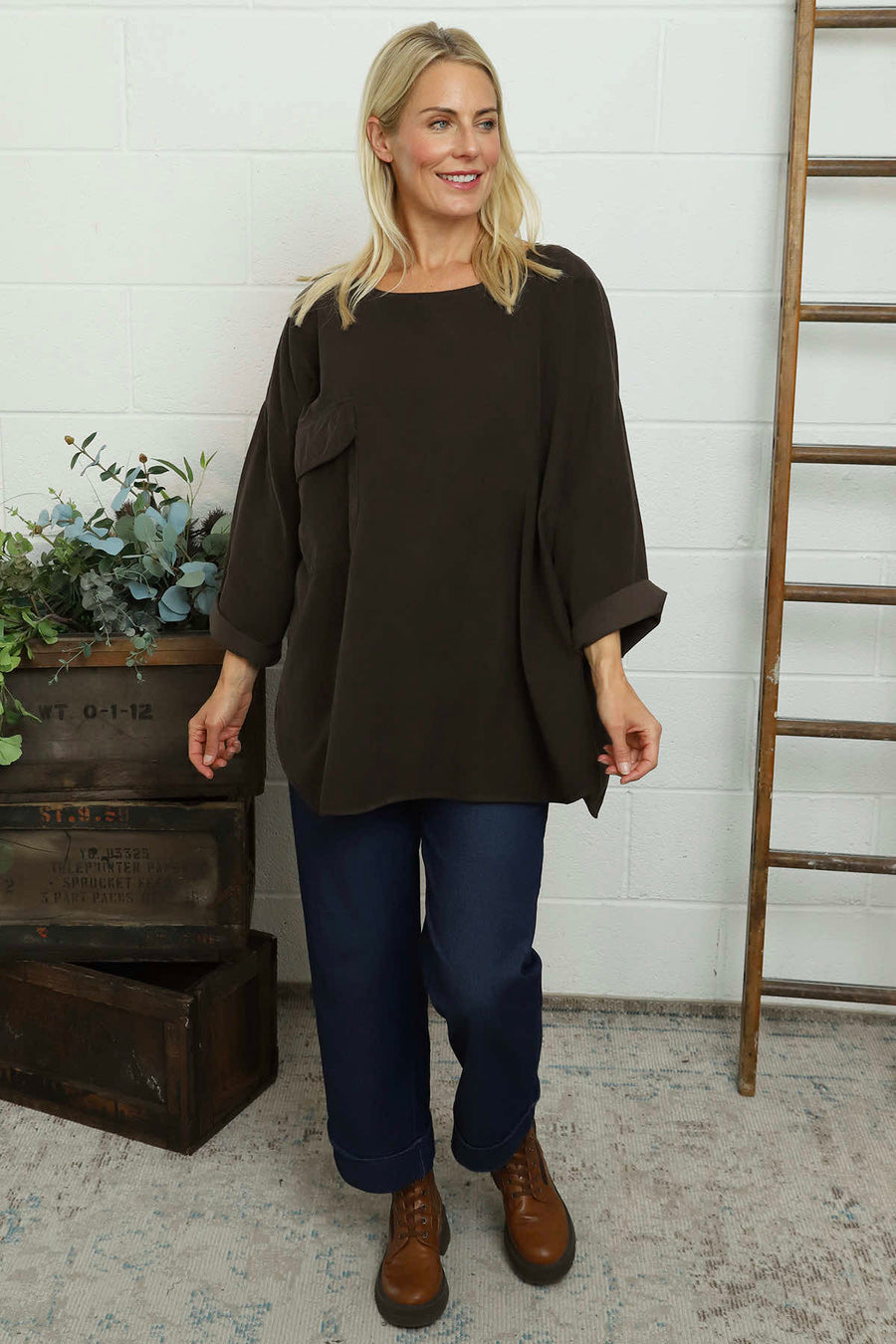 Selene Needlecord Pocket Top Cocoa