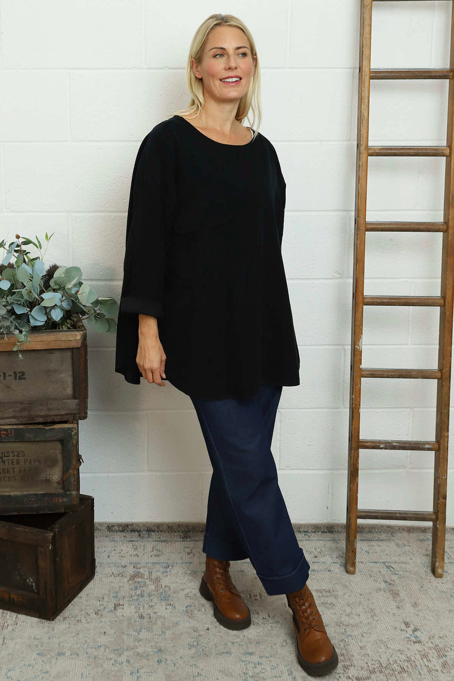 Selene Needlecord Pocket Top Black