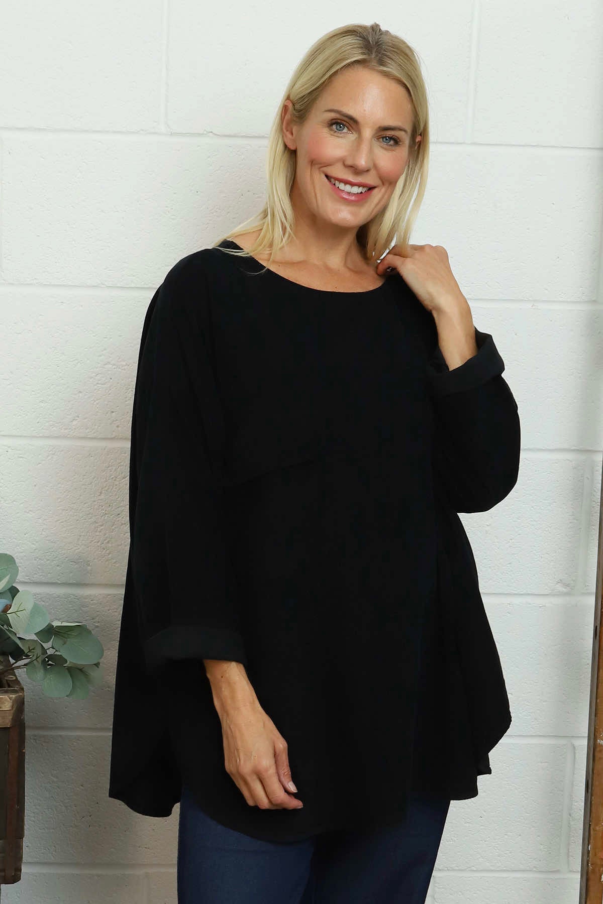 Selene Needlecord Pocket Top Black