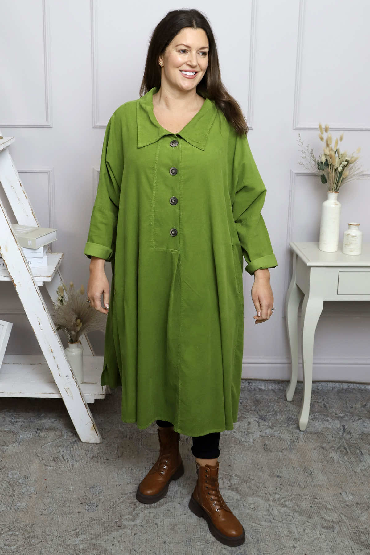 Amina Needlecord Dress Olive