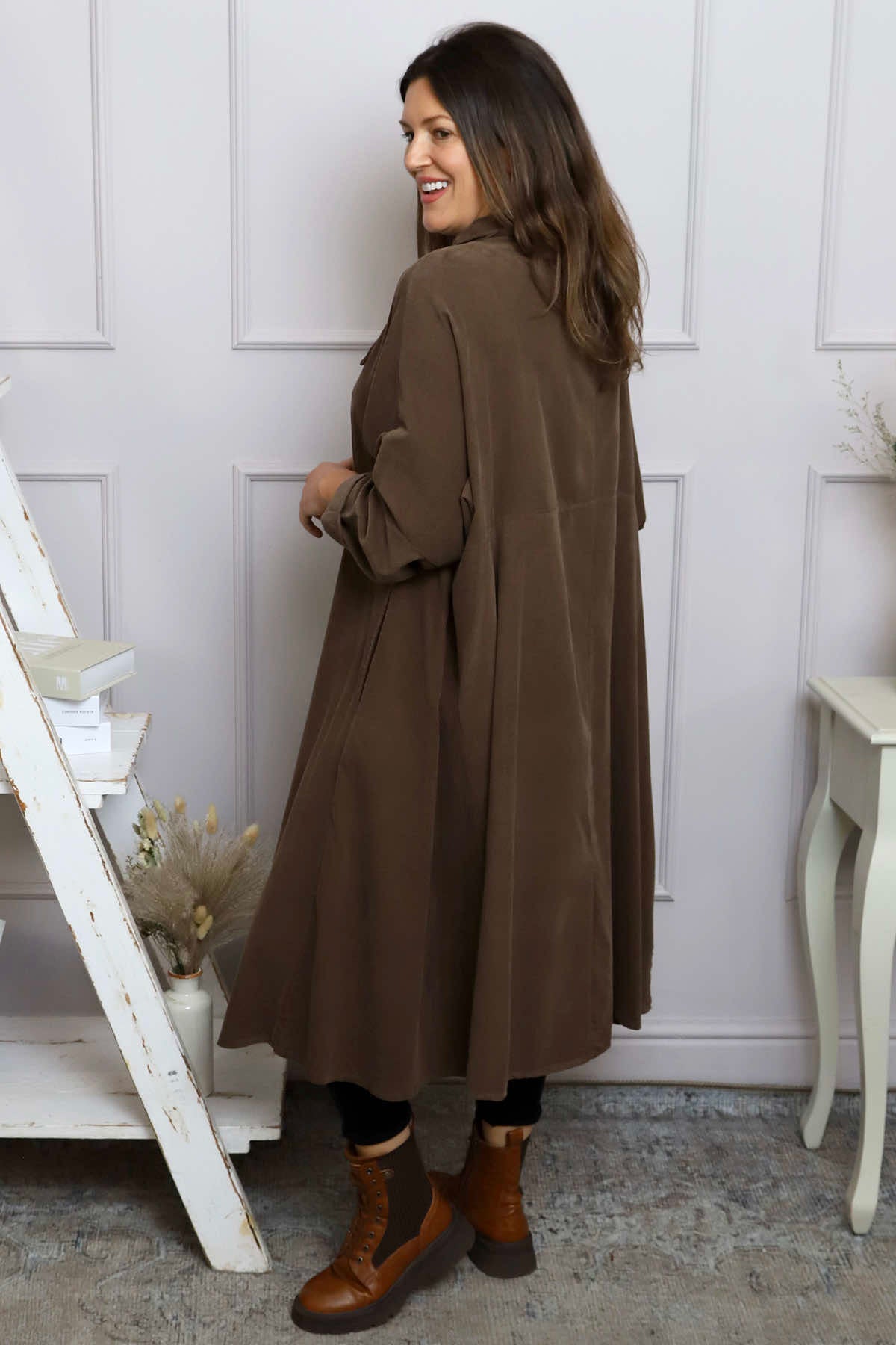 Amina Needlecord Dress Cocoa