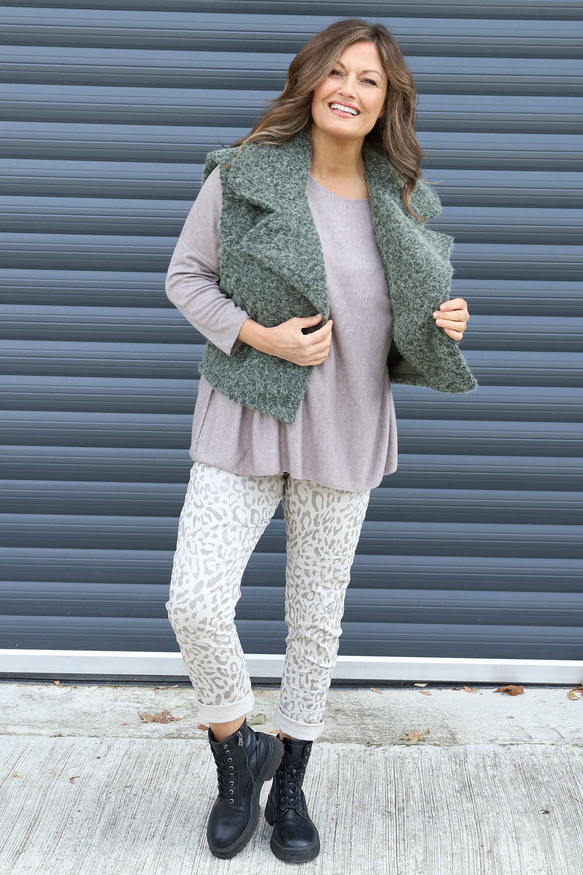 Yarwell Leopard Print Joggers Stone