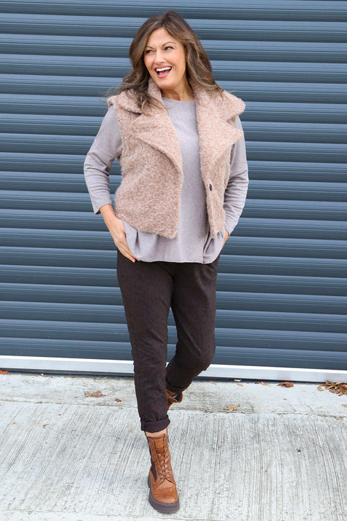 Esmeralda Gilet Camel - Image 3