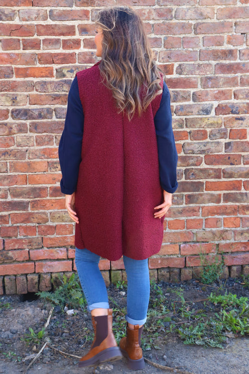 Nori Boucle Gilet Wine - Image 4