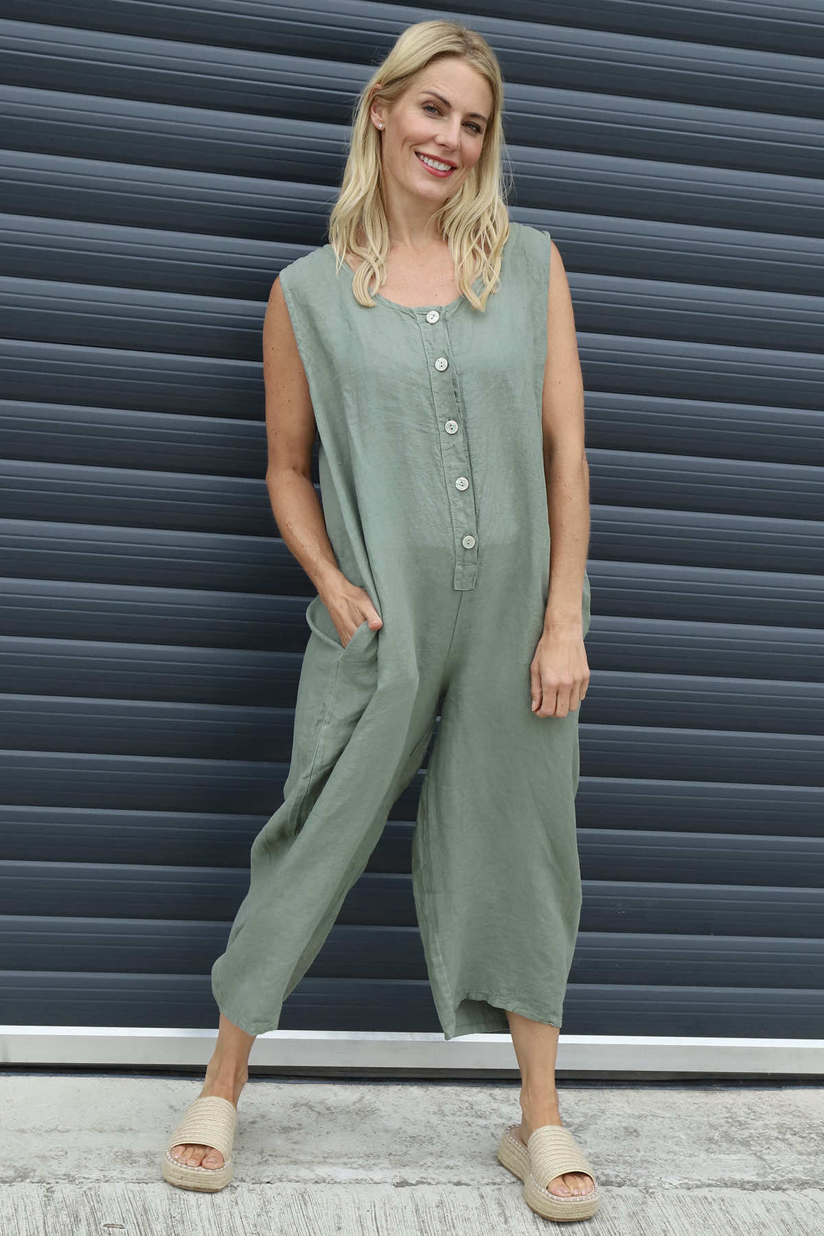 Margot Sleeveless Linen Jumpsuit Khaki