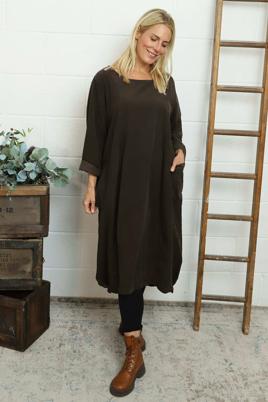 Liora Needlecord Dress Cocoa