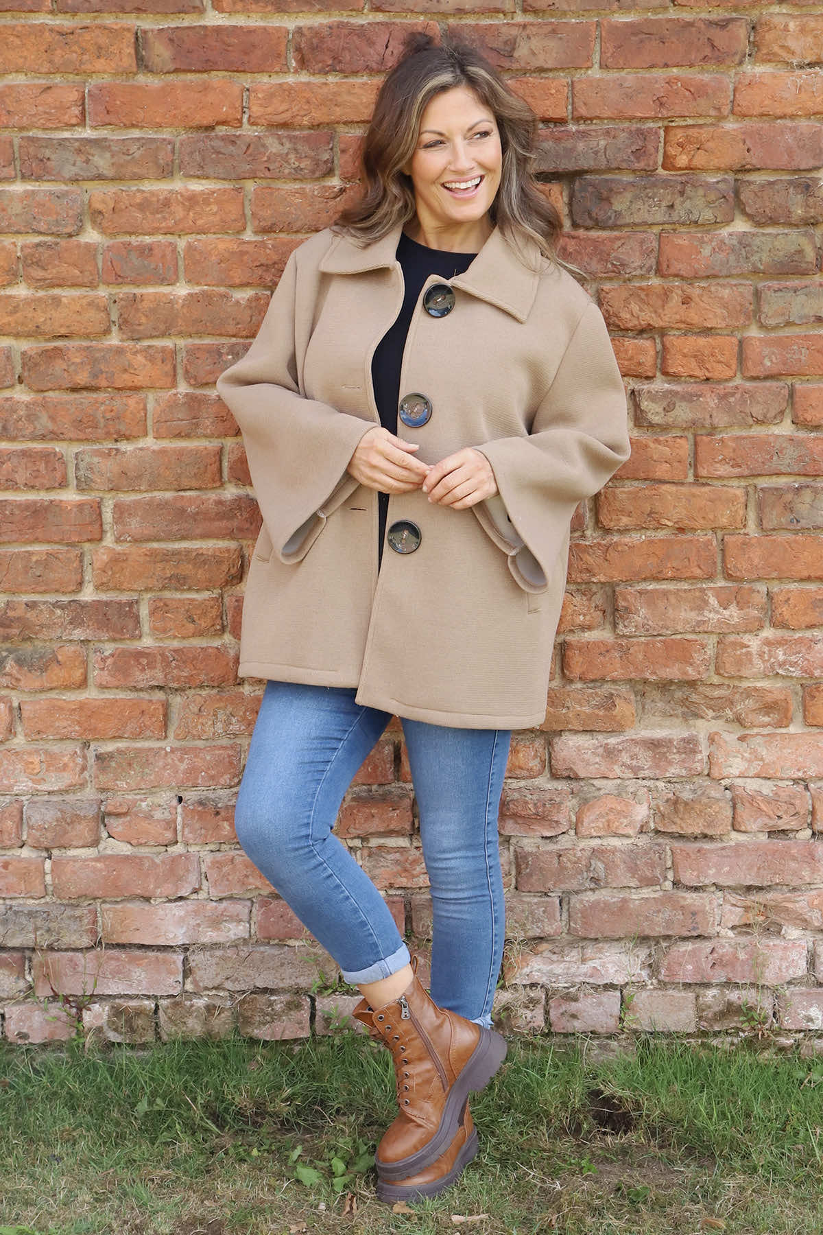 Marzia Button Jacket Camel