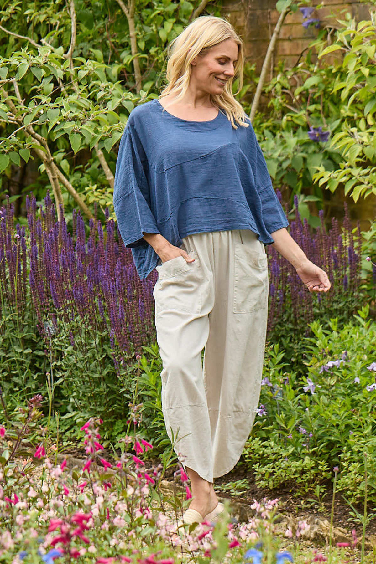 Maya Linen Top Navy