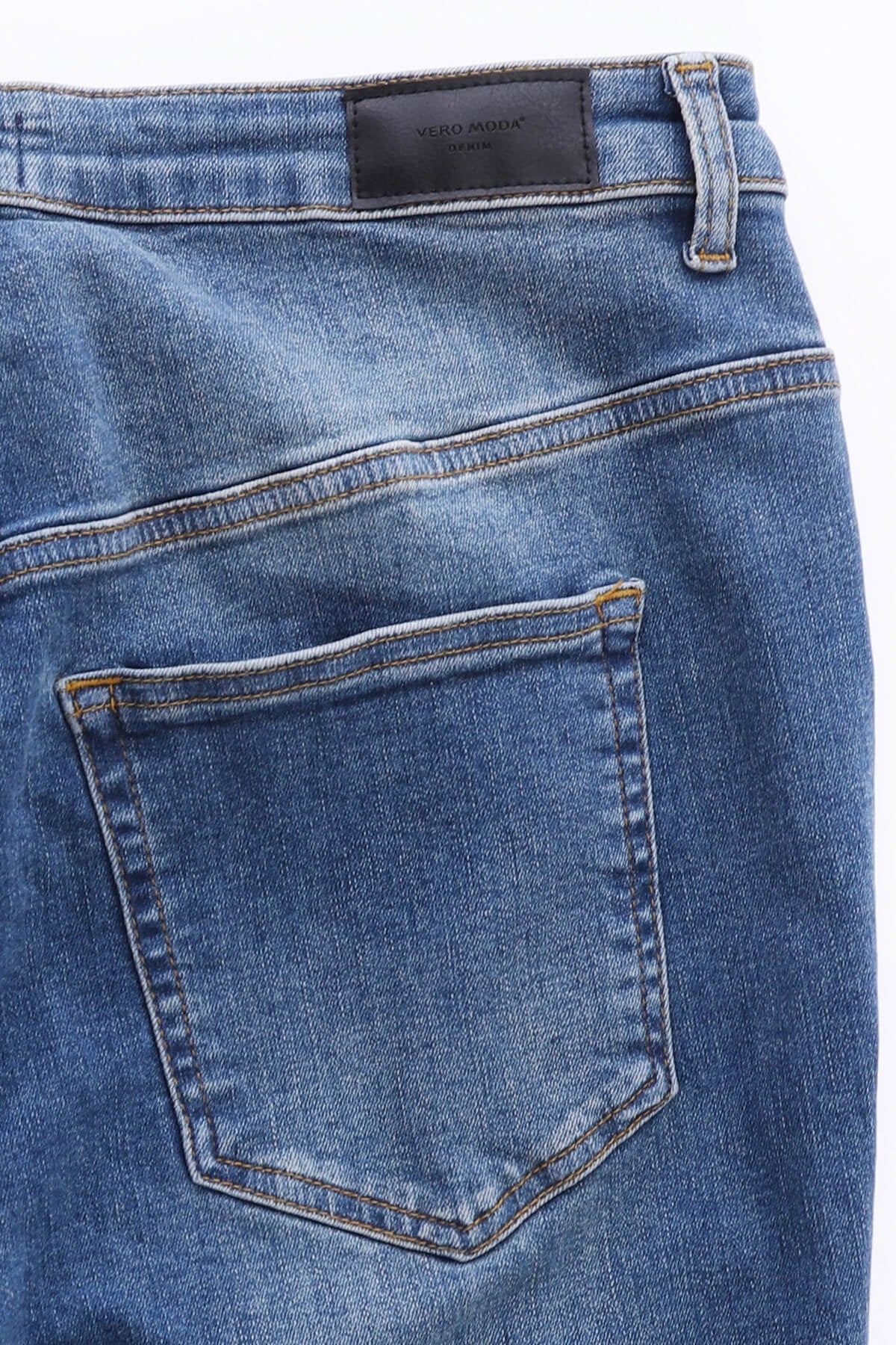 Vero Moda Mid Denim Jeans | Kit and Kaboodal